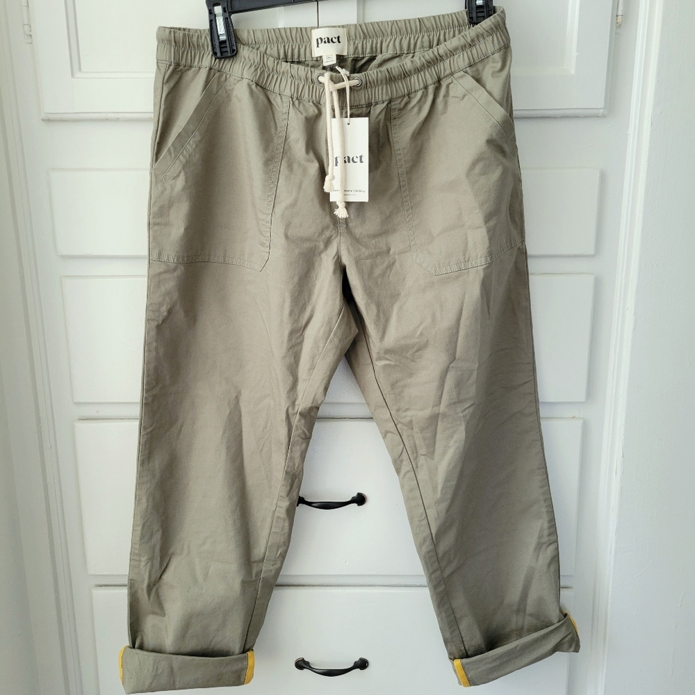 Pact Women's Woven Twill Roll Up pant, NWT